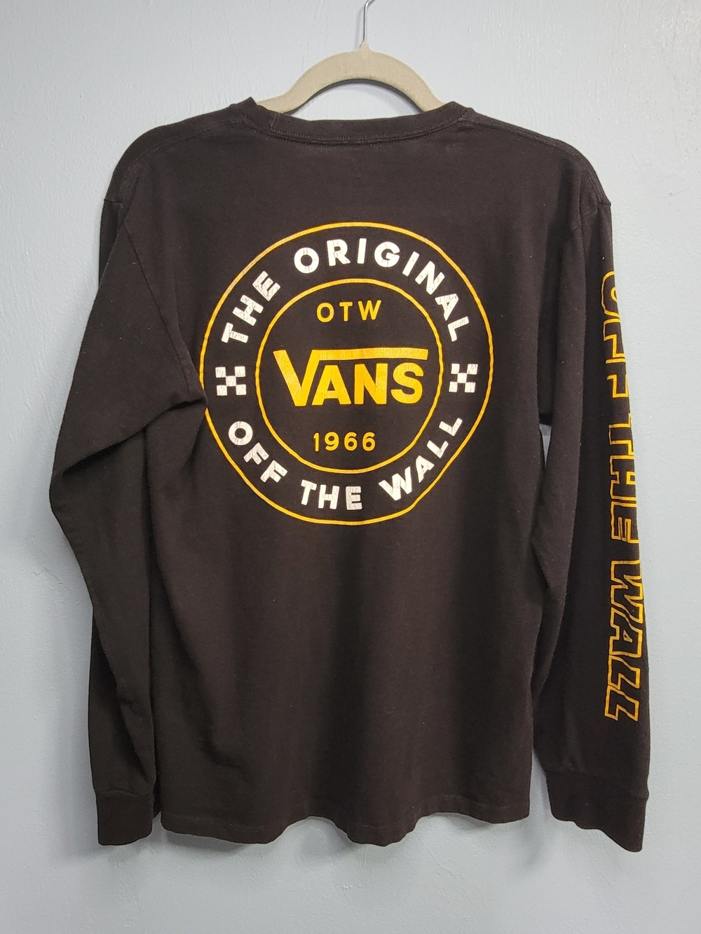 The Original Off The Wall Vans Classic Fit Black Long Sleeve Shirt -Mens Size M